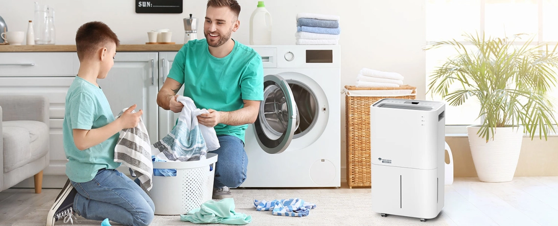 MyCond Roomer Eco 25 Isä ja poika viihtyvät mukavassa kotiympäristössä.
