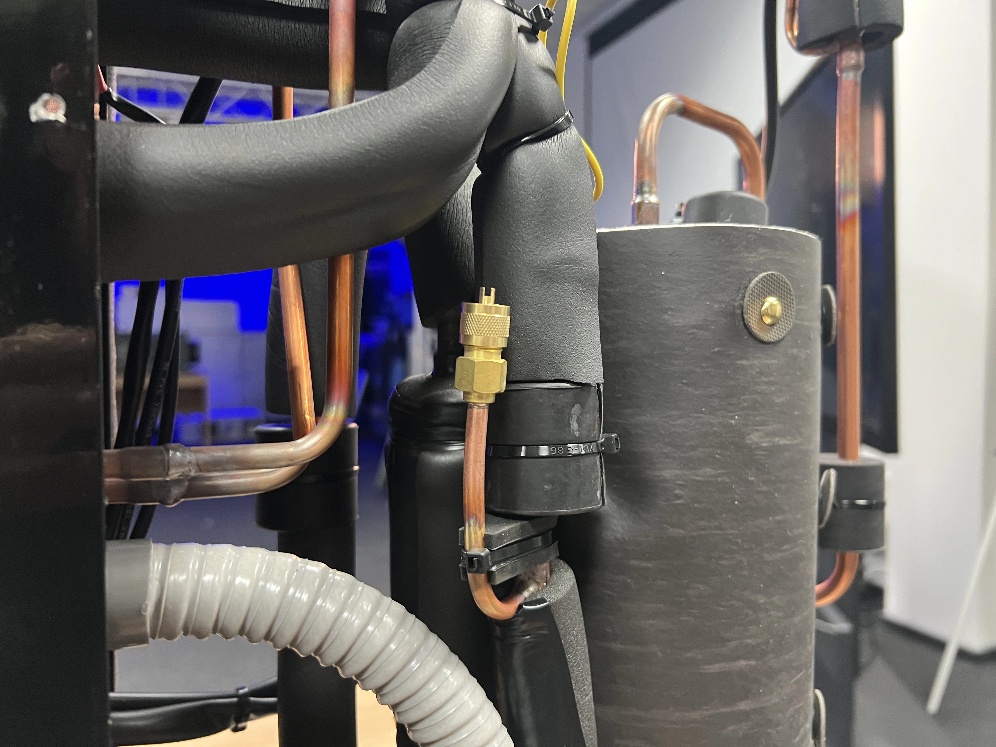 Kanavakuivaaja uima-altaille, sujuva ohjaus Mycond MSHAC