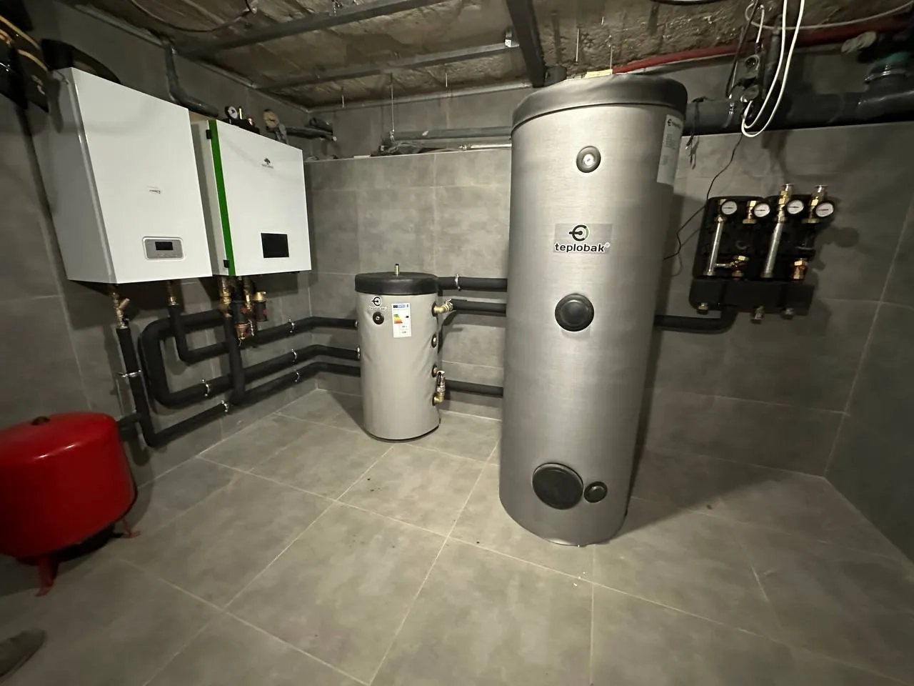 Maalaistalo Mycond Split -lämpöpumpuilla BeeSmart-sarja