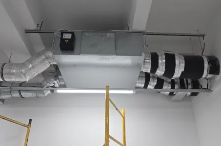 Ostoskeskus, jossa Mycond-energian talteenottoyksiköt MVS